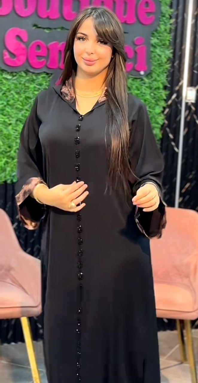 Djelaba Élégance Féline